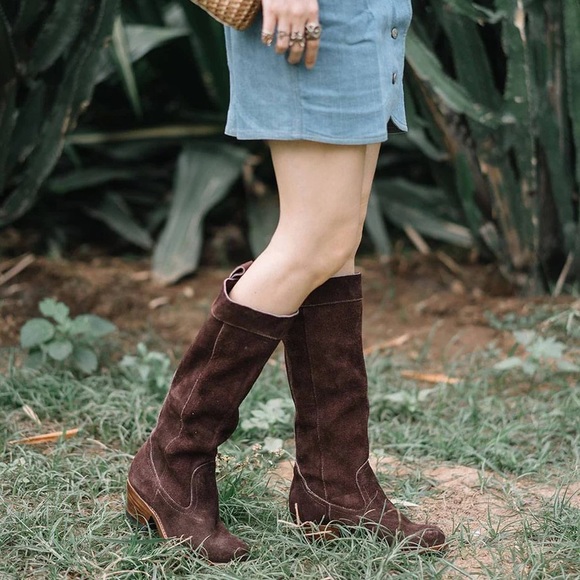 Atitlan Leather Brown Slouchy Suede Boots Size 10 NWOT - Picture 2 of 11